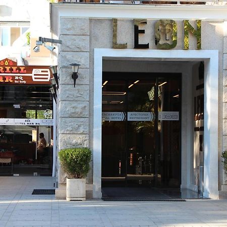 Leon Boutique Hotel Сухумі Екстер'єр фото