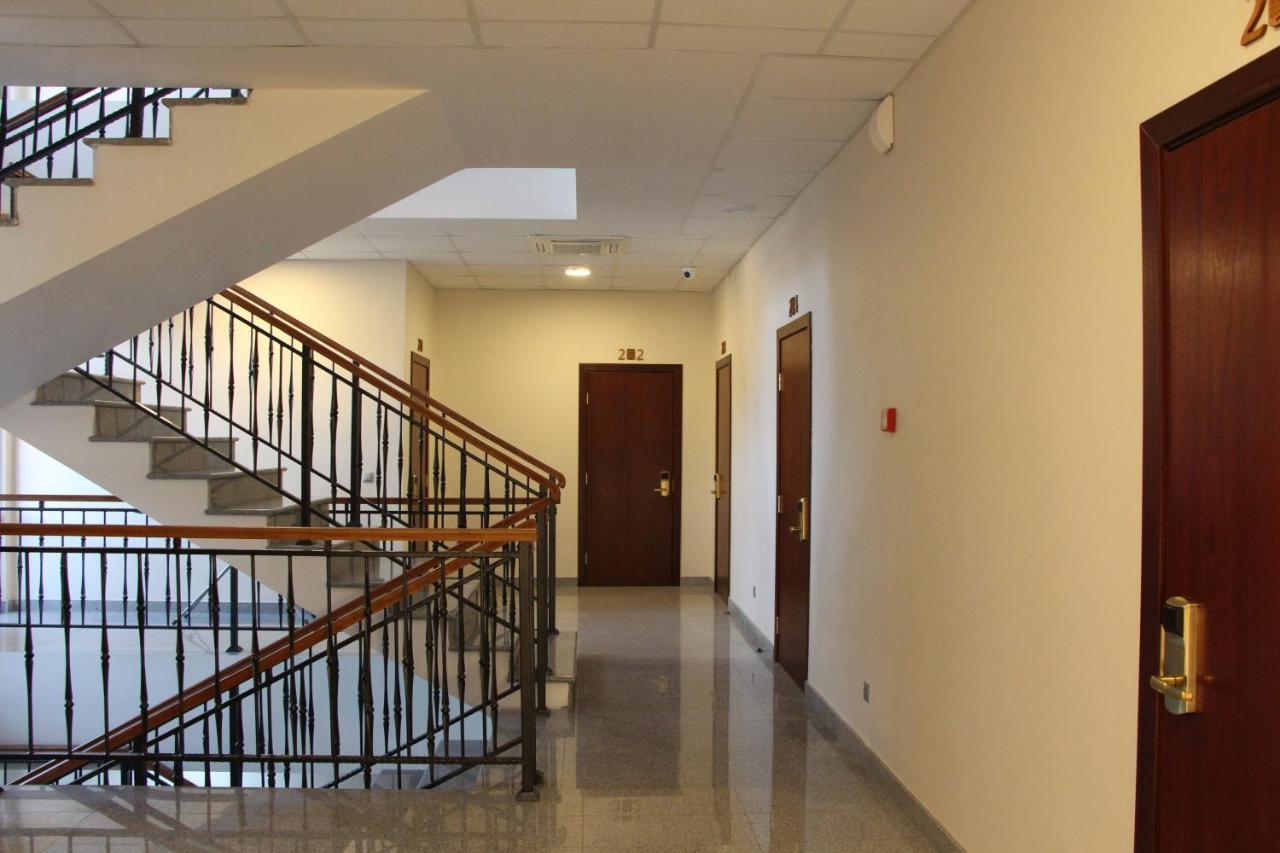 Leon Boutique Hotel Сухумі Екстер'єр фото
