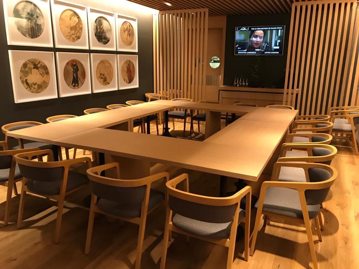 Leon Boutique Hotel Сухумі Екстер'єр фото