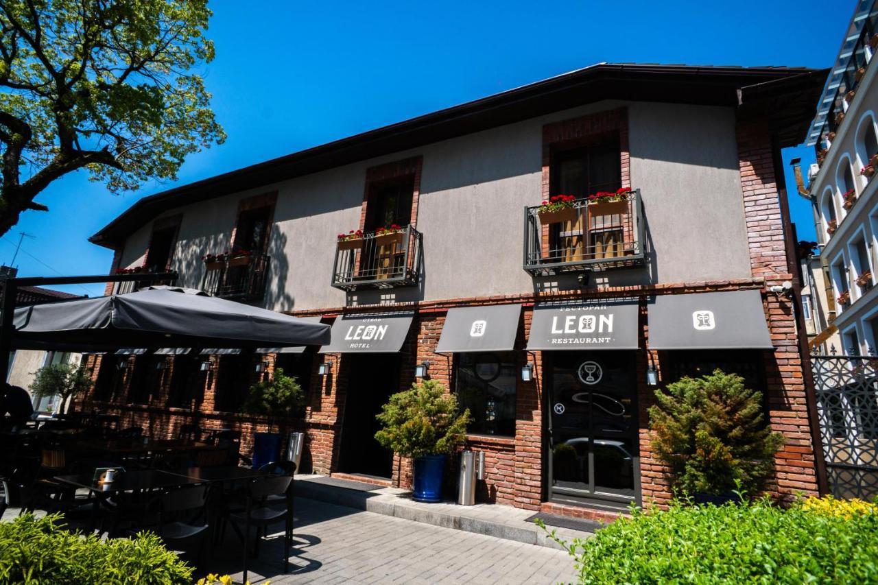 Leon Boutique Hotel Сухумі Екстер'єр фото